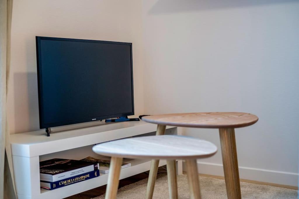 Apartamento Le Jeroboam Reims Exterior foto